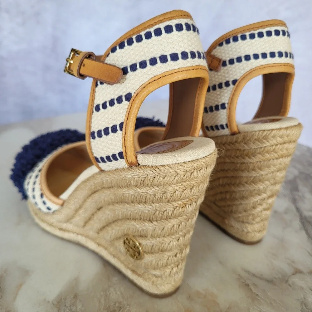 Tory Burch Shaw PomPom Wedge Espadrille Ankle Strap Sandals Size 6.5 Blue Stipe